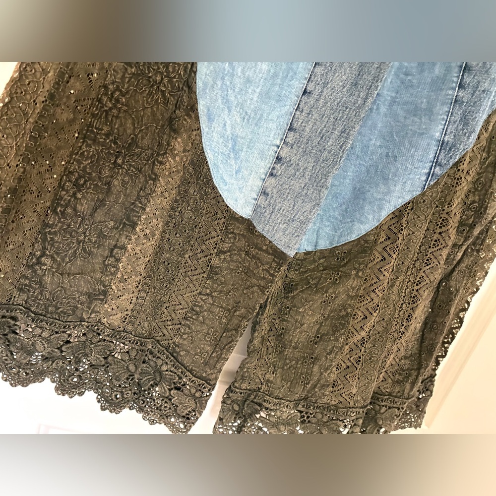 Universal Thread Light Blue and Brown Two-Tone Fl… - image 3